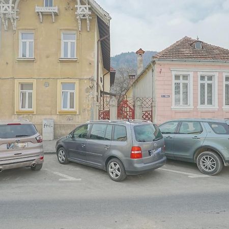 דירות בראשוב Oldtown Refuge מראה חיצוני תמונה